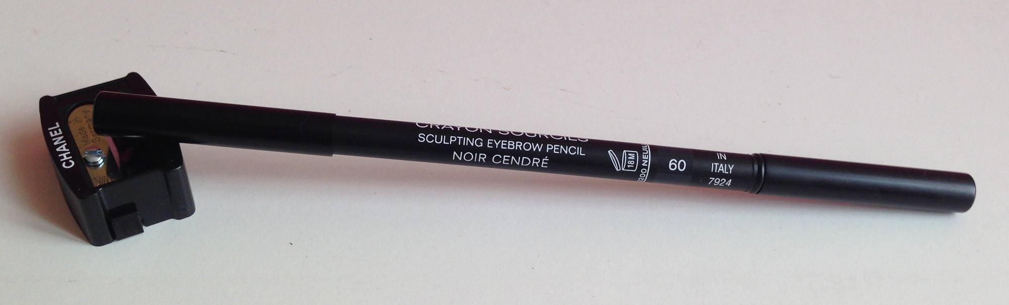Mon crayon à sourcils Chanel - Purple Dream